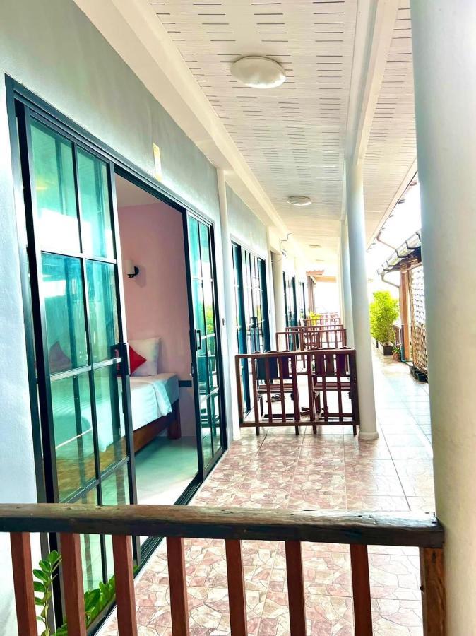 Apartamento Baan Purada Ko Lanta Exterior foto